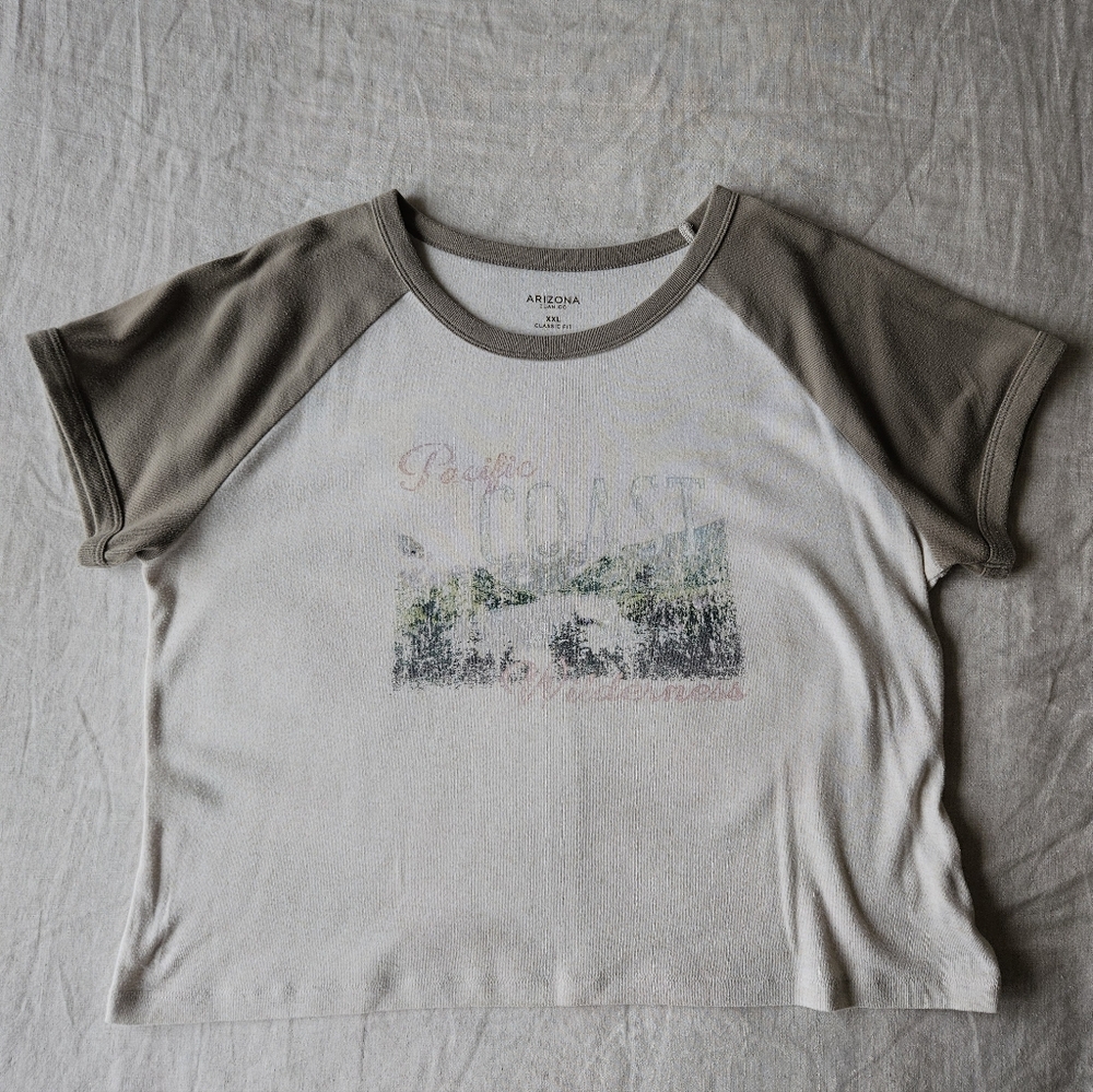 Womens Graphic Tee Boxy fit